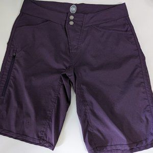 Club Ride Women's Savvy Cycling Shorts - 11-Inch Inseam XS "Loganberry"